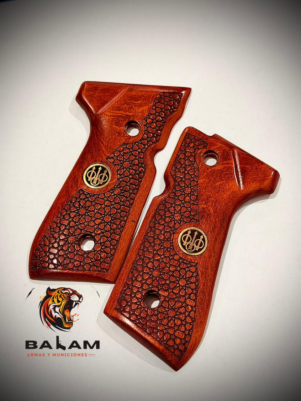 CACHAS BERETTA MADERA LOGO BERETTA
