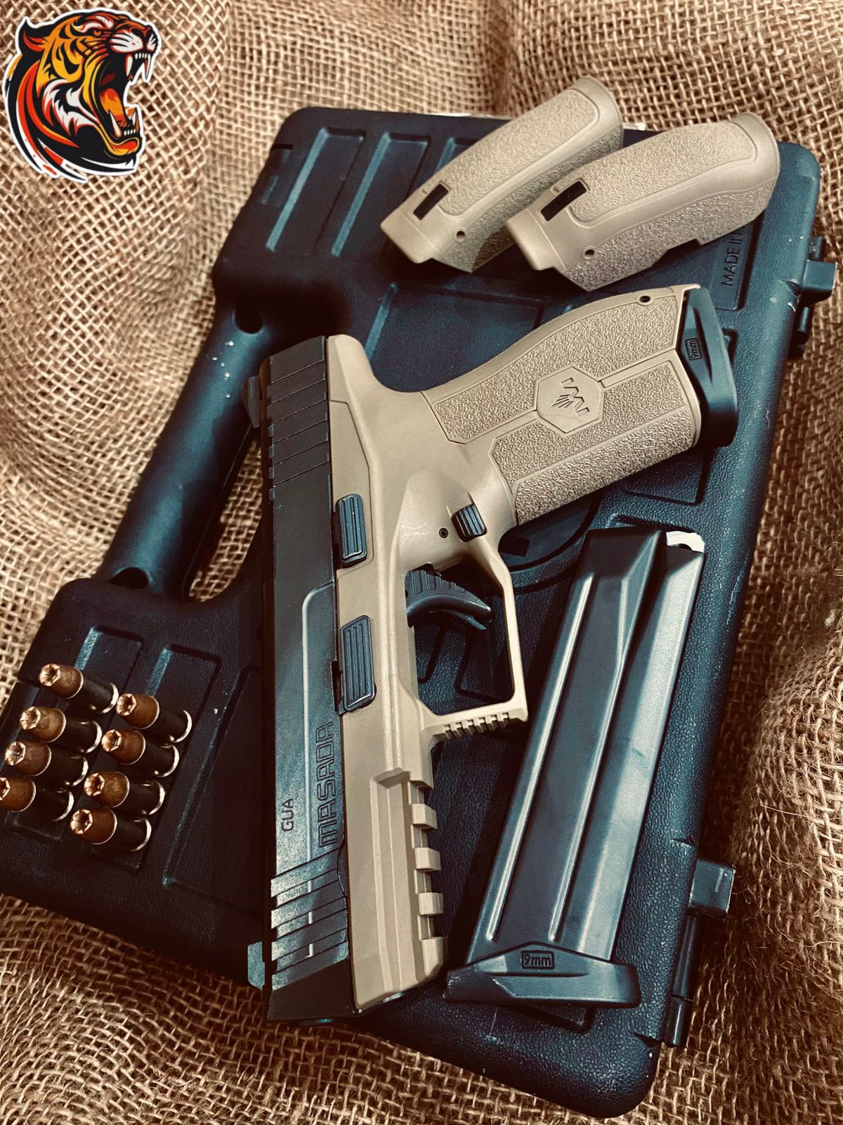 PISTOLA IWI MASADA